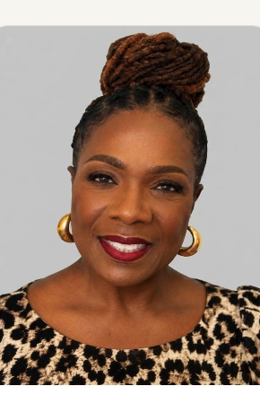 Portrait of Karon Etienne